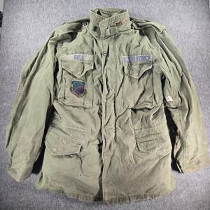 Vintage M-65 Field Jacket Mens Small Green US Air Force Patches Scovill As Is